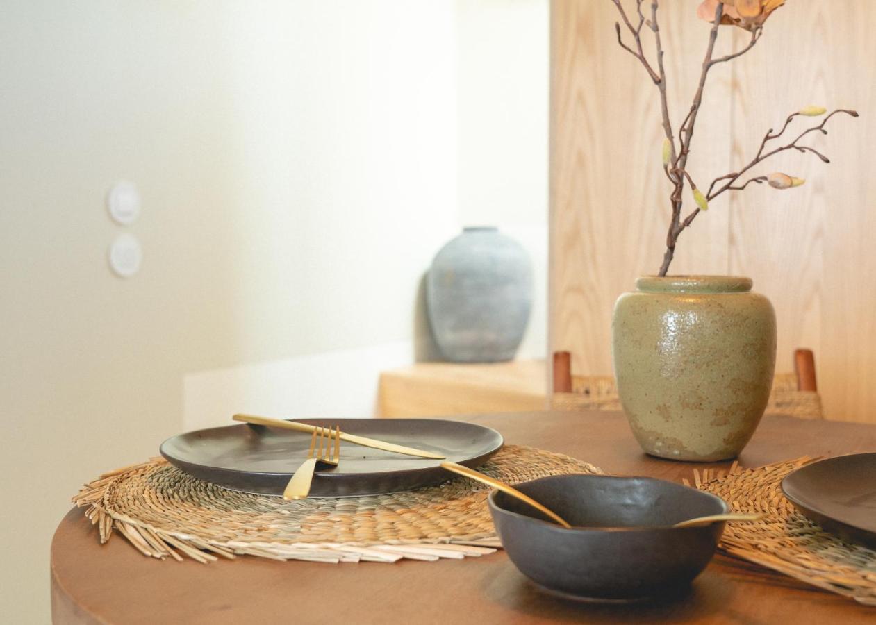 Village Aparthotel By Boa Porto Exterior foto A wabi-sabi table setting