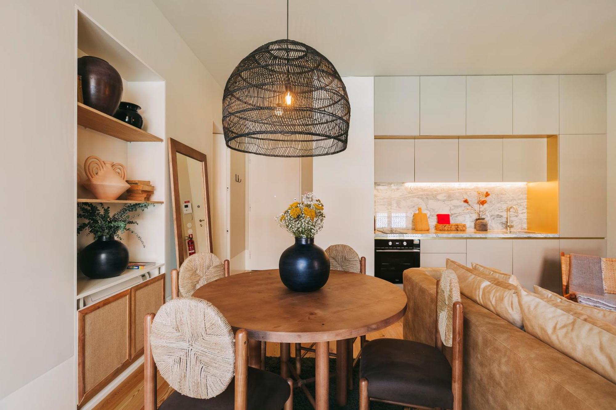 Village Aparthotel By Boa Porto Cameră foto A kitchen in a typical apartment at The Standard East Village